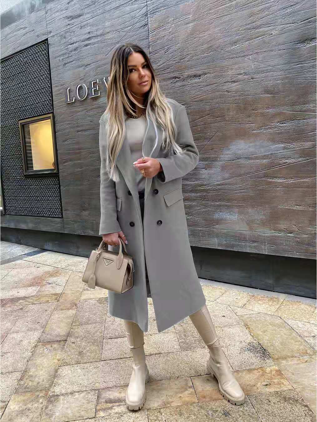 ANNA - Wool coat with buttons for winter
