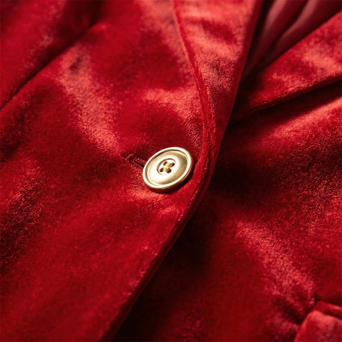 Figursyet fløjlsblazer med guldfarvede knapper