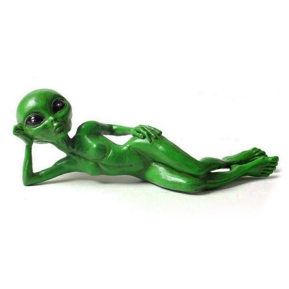 Nokmo | Alien Statue Made of Resin for Garden & Outdoor Area