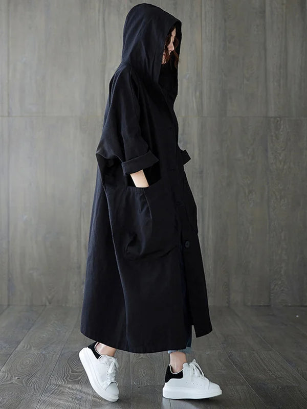 Lang trenchcoat til kvinder med hætte - elegant regnjakke med flot snit