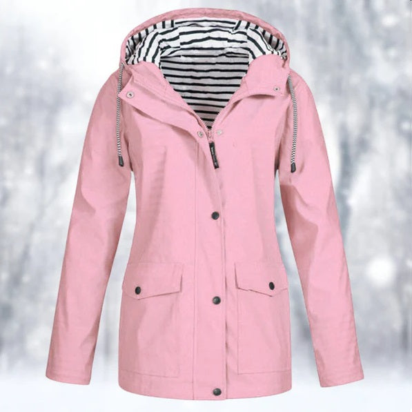 Dámska nepremokavá bunda - univerzálna a elegantná