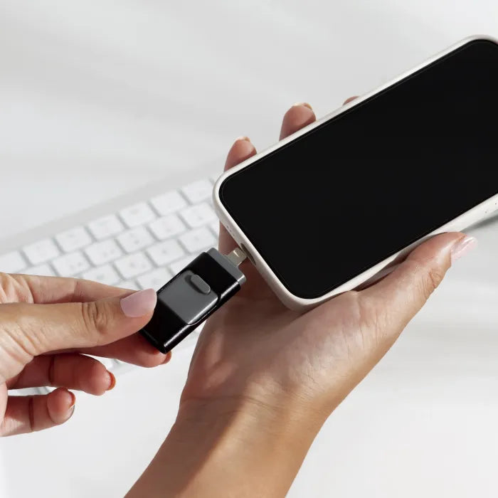 4-in-1 USB Flash Drive - Lightning Fast File Transfer