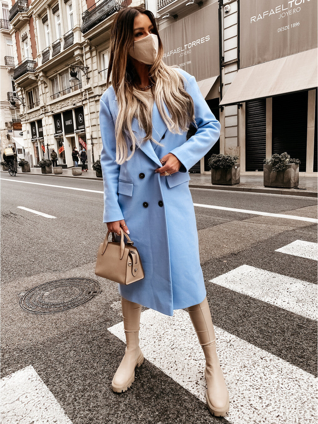 ANNA - Wool coat with buttons for winter