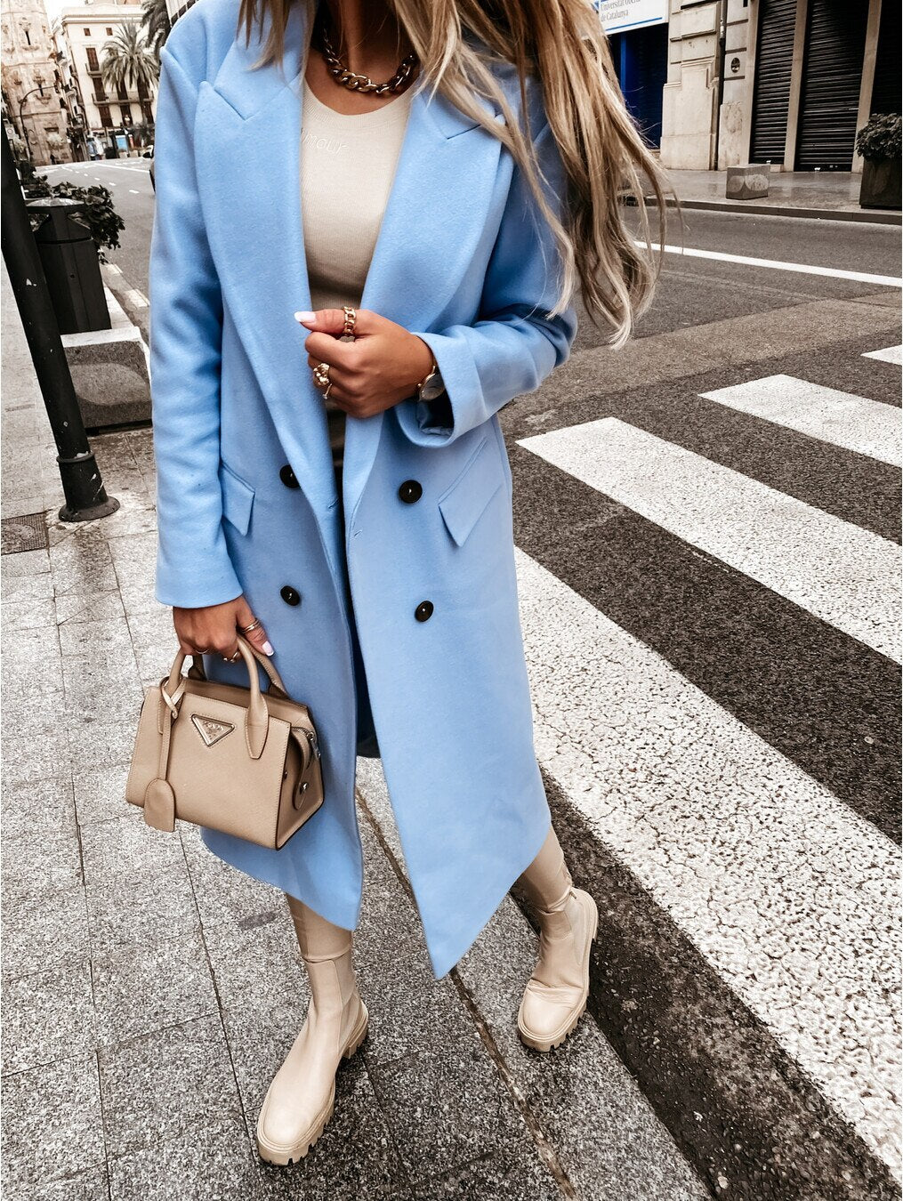 ANNA - Wool coat with buttons for winter