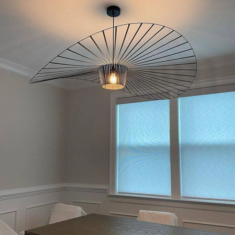 Black Hanging Lamp in the Shape of a Hat – Modern Elegance