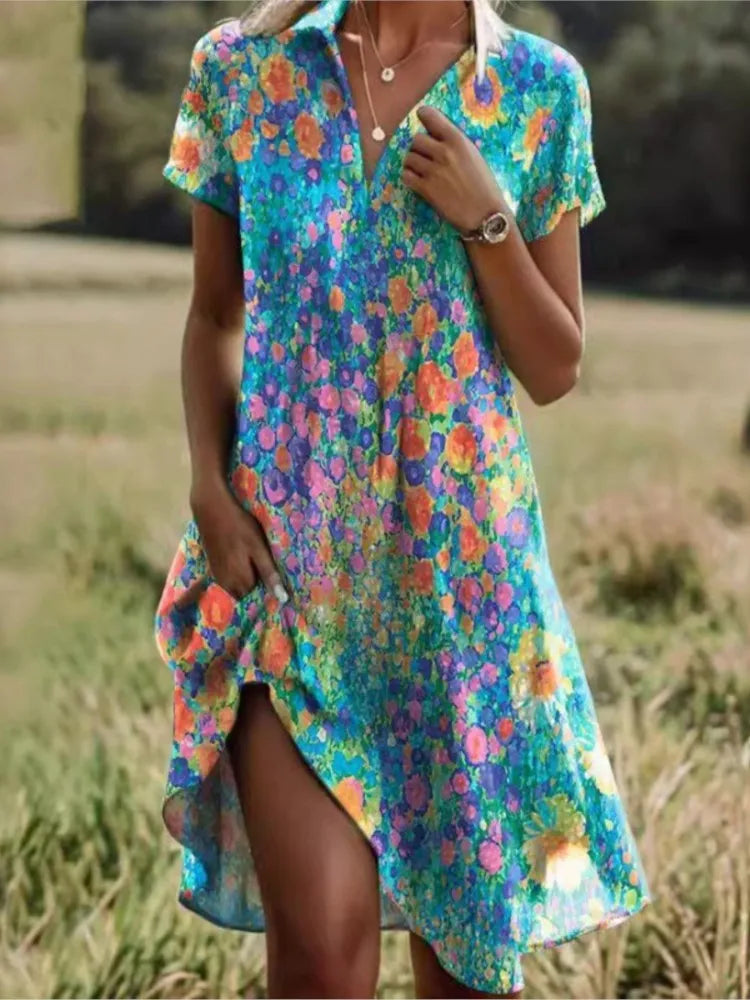 Carla | Elegant floral dress with V-neck, buttons and long sleeves for autumn