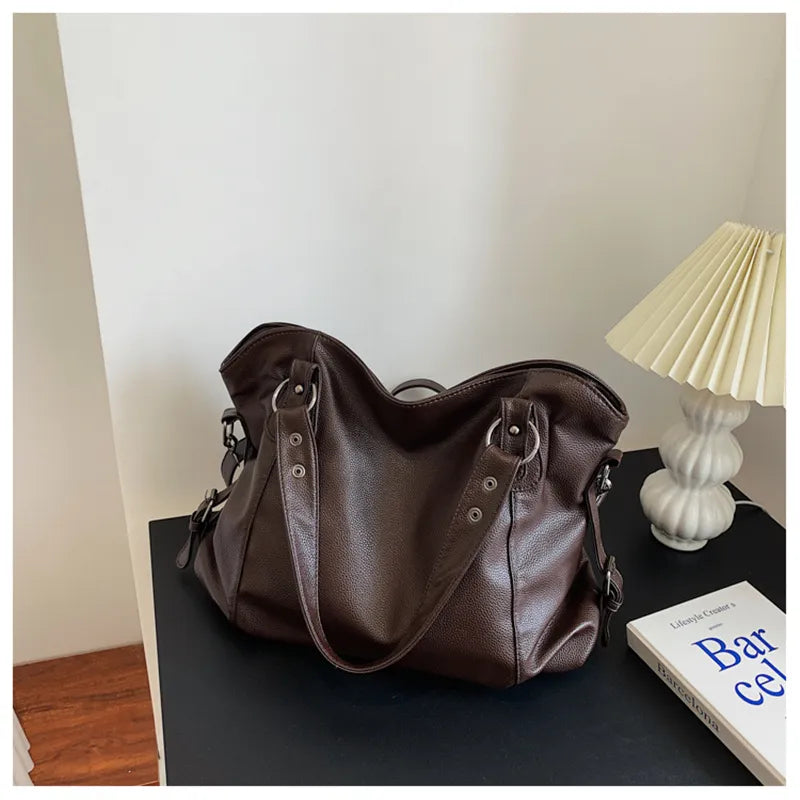 Cecilia | Elegant and spacious tote bag