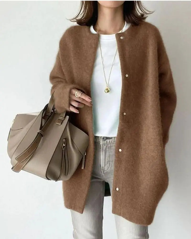 Chic Wool and Mohair Cardigan for Autumn - Woman