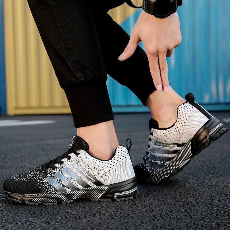 Comfortable Orthopedic Trainers for Men Runmax