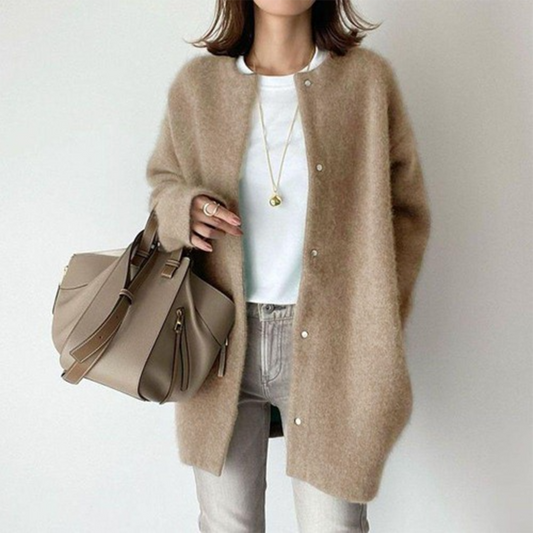 Emmely | Warm cardigan with elegant details for autumn
