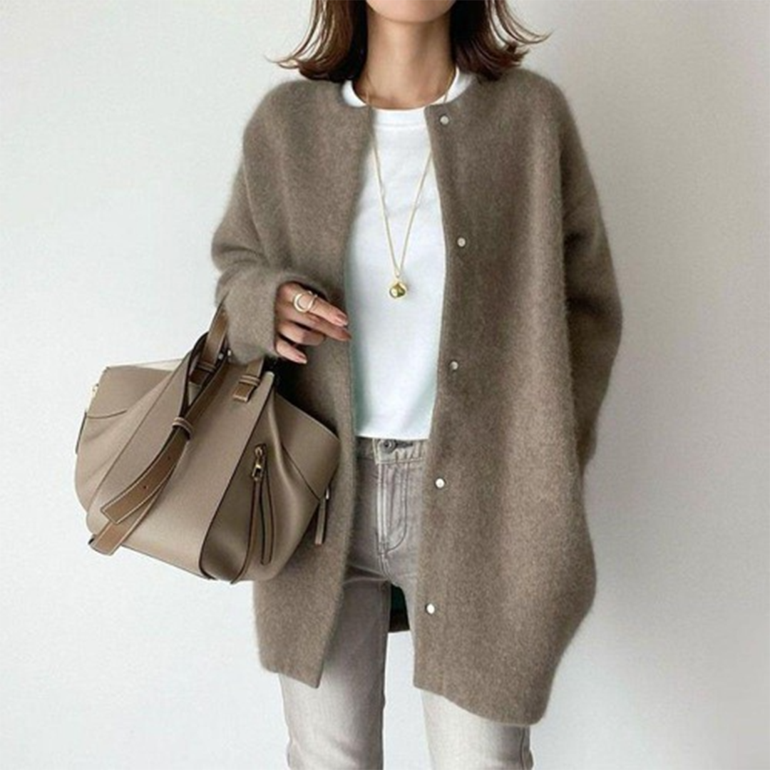 Emmely | Warm cardigan with elegant details for autumn