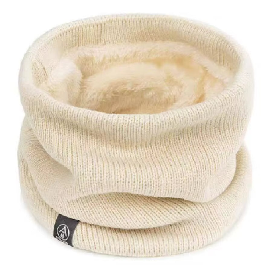 Fleece Neck Warmer - Protection Against Cold and Wind