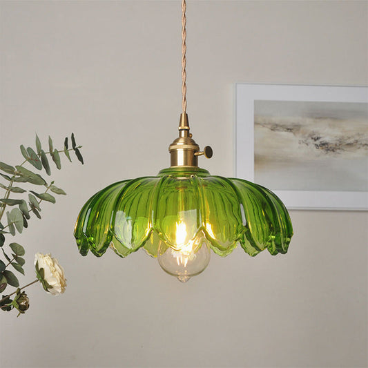Glass Light That Delights with Its Details!