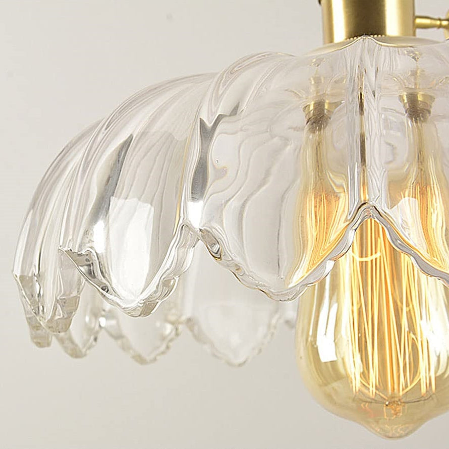 Glass Light That Delights with Its Details!