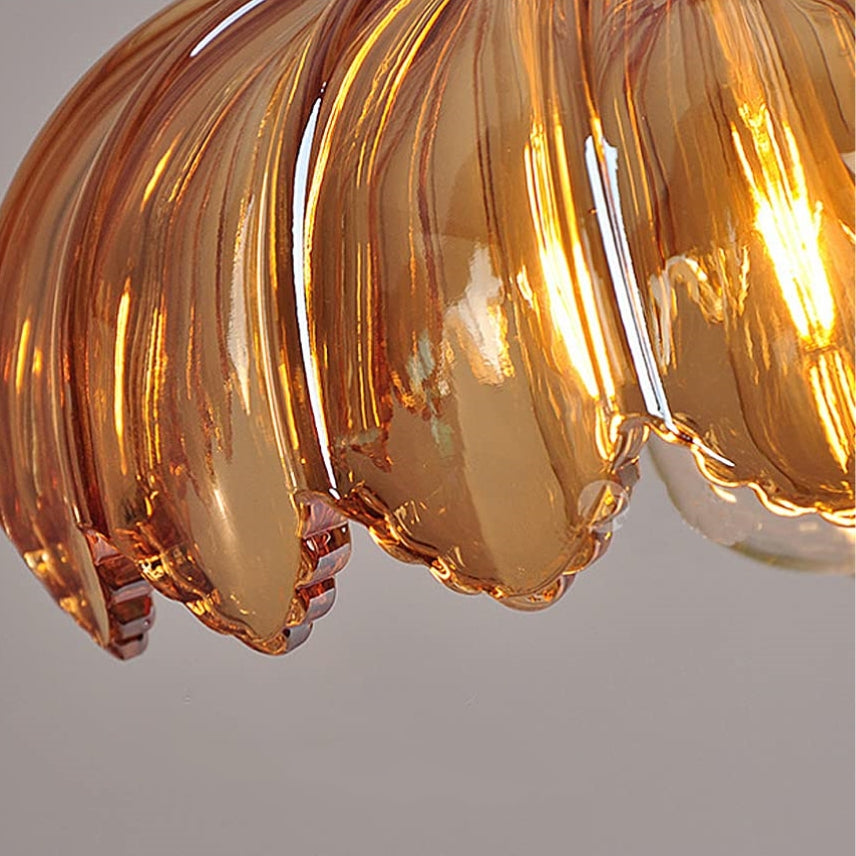 Glass Light That Delights with Its Details!