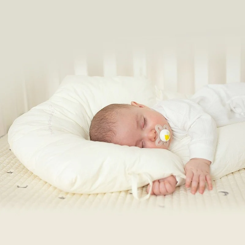 Hypoallergenic Sleep Pillow for Babies - DreamNest