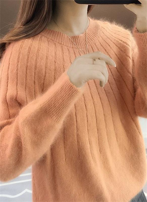 Jumper in soft, silky knit - Vertical ribbed texture