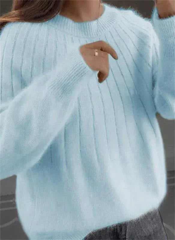 Jumper in soft, silky knit - Vertical ribbed texture