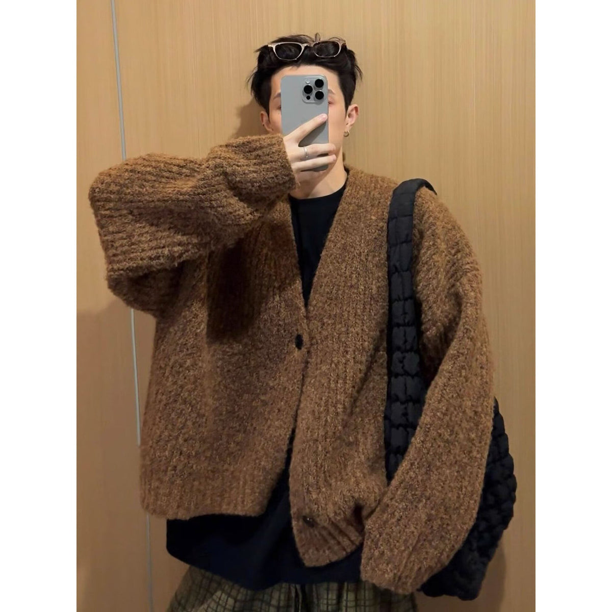 Oversized cardigan til mænd med knaplukning