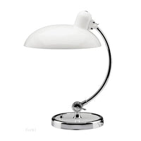Minimalistická stolová lampa s teplým škandinávskym vzhľadom