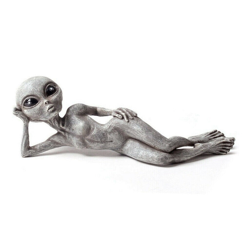 Nokmo | Alien Statue Made of Resin for Garden & Outdoor Area