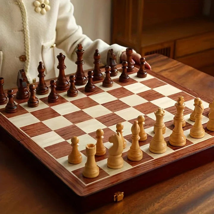 Nokmo | Chess Set in Premium Wood | Foldable with Magnetic Lock