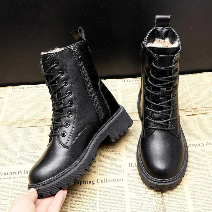 Nokmo Delphine – Winter Boots Made of Black Leather