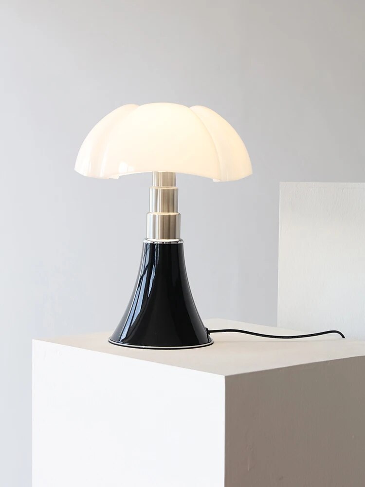 Nokmo | Designer Mushroom Table Lamp With Dimming LED Light