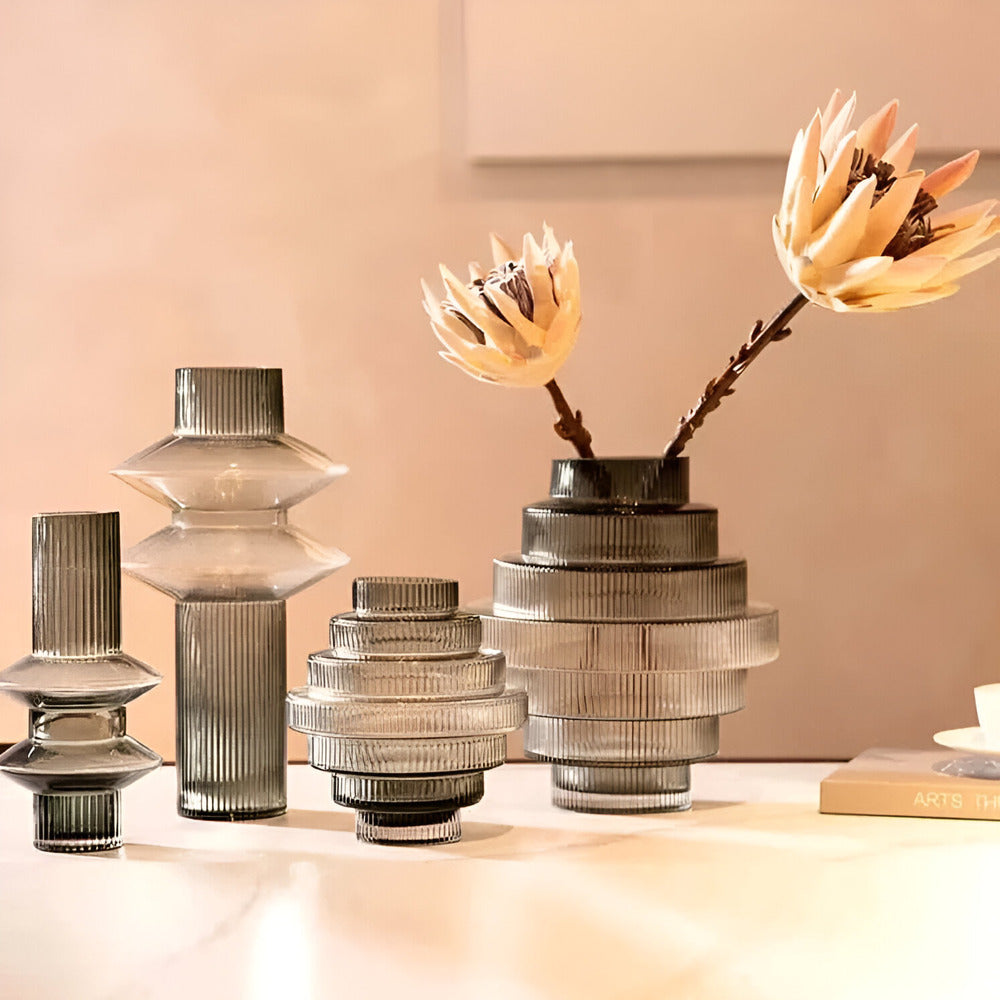 Nokmo | Elegant Amber Glass Vase - Contemporary Decorative Piece for Stylish Living Spaces
