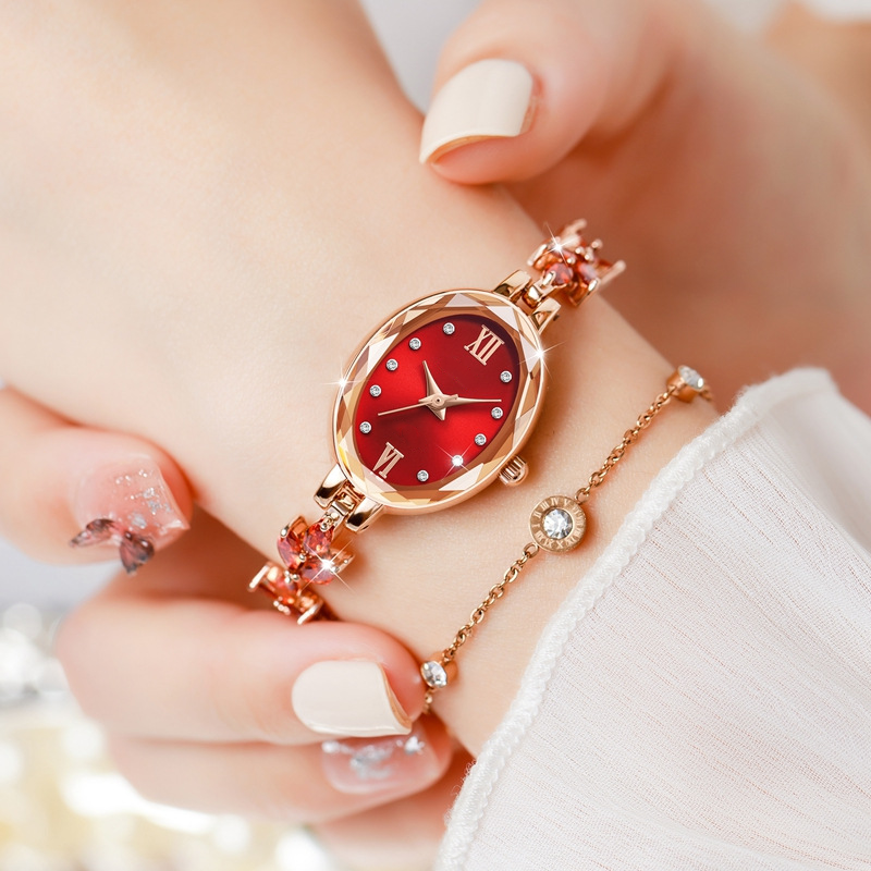 Nokmo | Elegant, water-repellent quartz watch for women