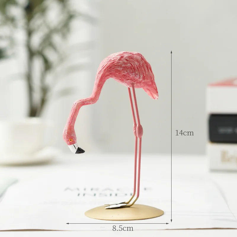 Nokmo | Flamingo Figure Made of Resin Modern Decoration