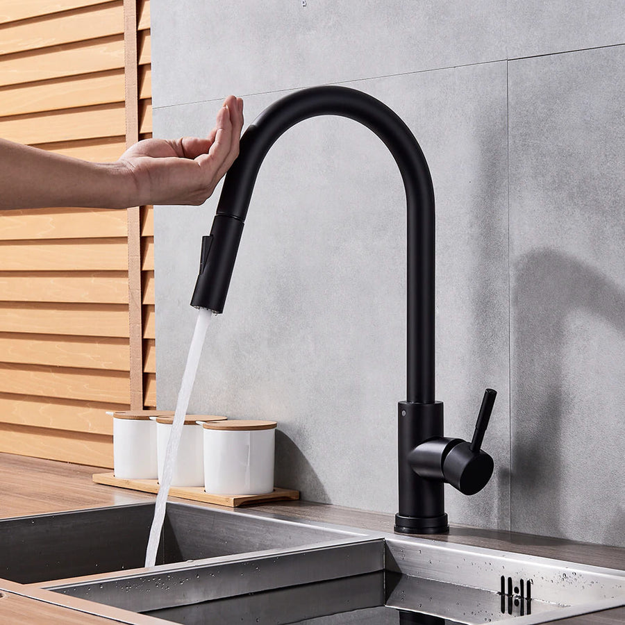 Nokmo | Kitchen Faucet with Motion Sensor and Pull-Out Sprayer