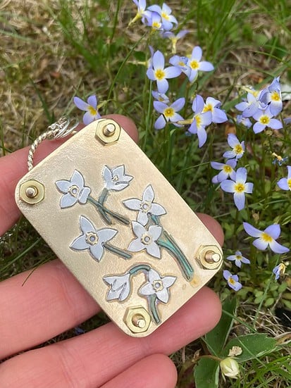 Nokmo | Mini Flower Press | Compact Botanical Keepsake Maker | Portable Craft Tool