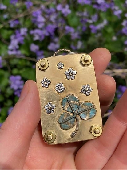Nokmo | Mini Flower Press | Compact Botanical Keepsake Maker | Portable Craft Tool
