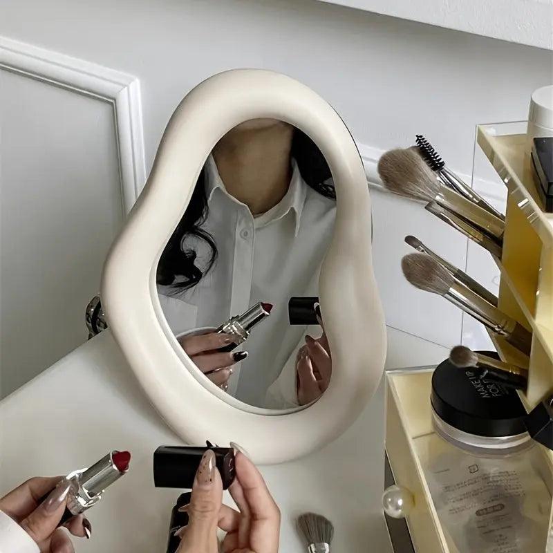 Nokmo | Mirrorly - Warped Mirror
