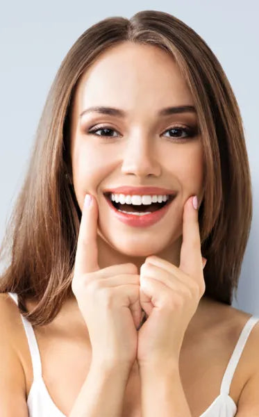 Nokmo | On Smile Veneers (Upper and Lower Jaw Included)