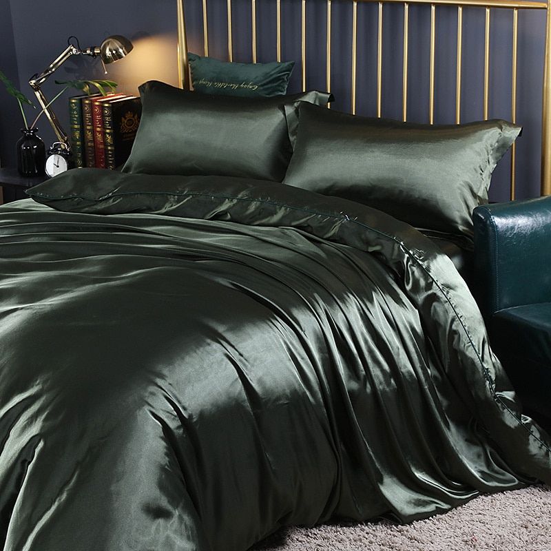 Nokmo | Satin Duvet Cover Set with Pillowcases