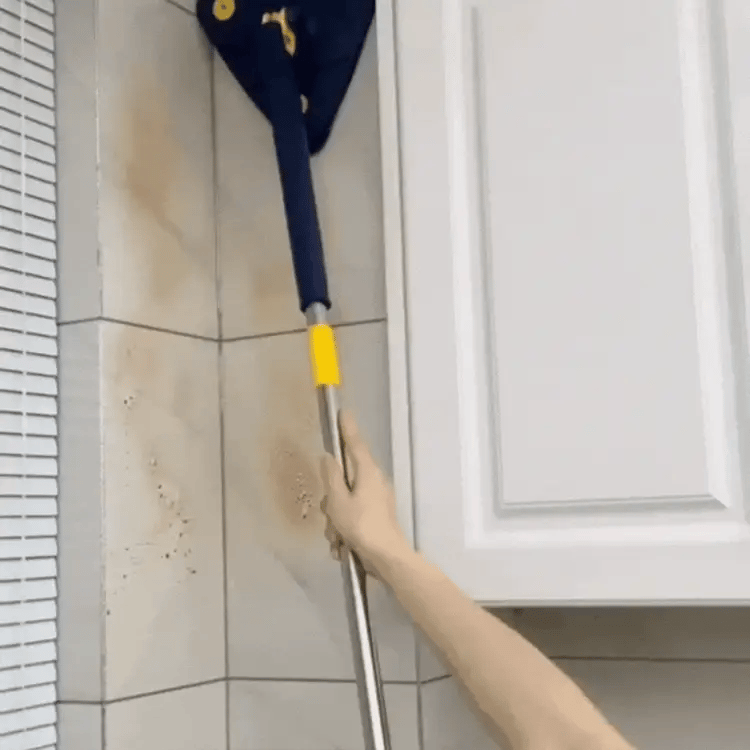 Nokmo | Triangular Mop with 360° Swivel Head for All Surfaces