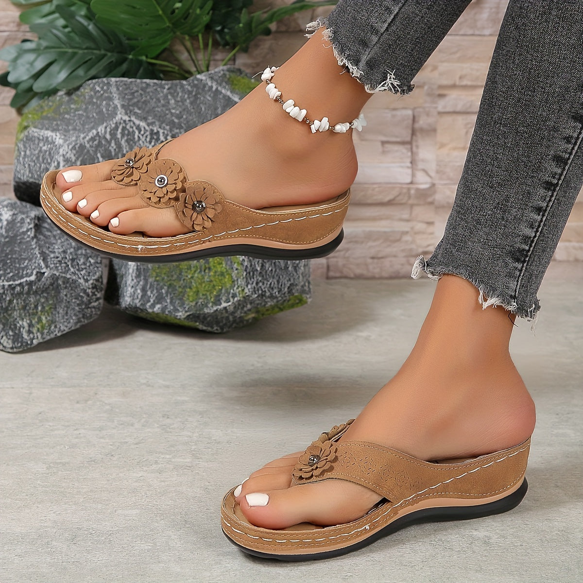 Nokmo | Women's Orthopedic Flip-Flops with Floral Embellishment