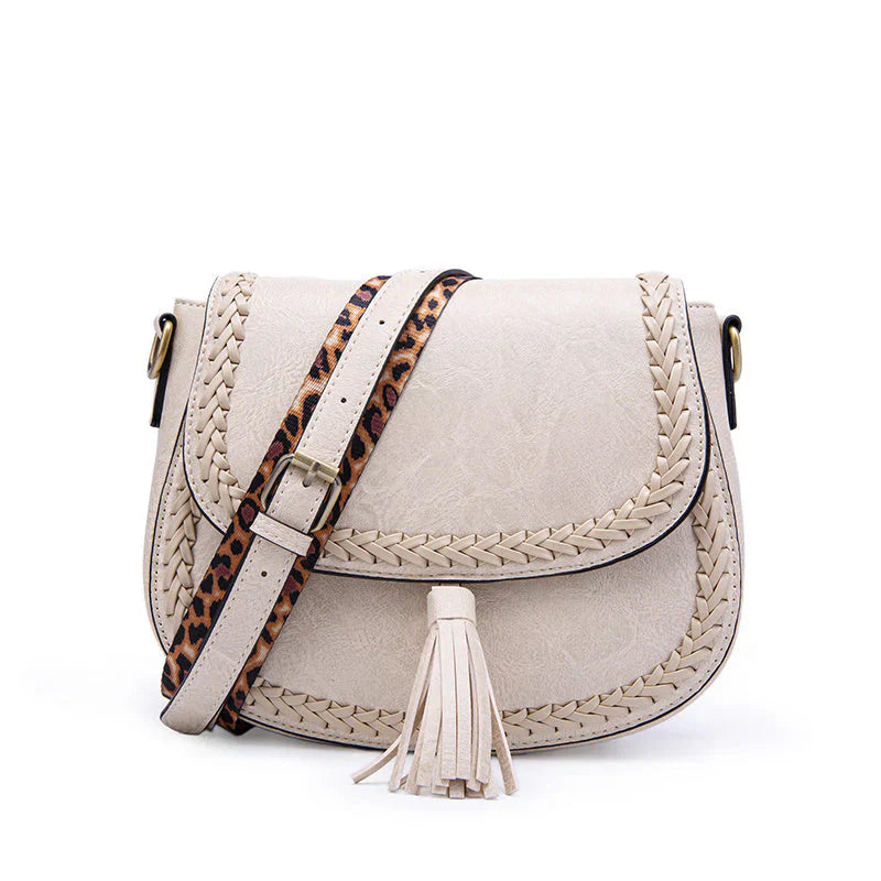 Nokmo | Women's Saddle Shoulder Bag with Tassel Detail