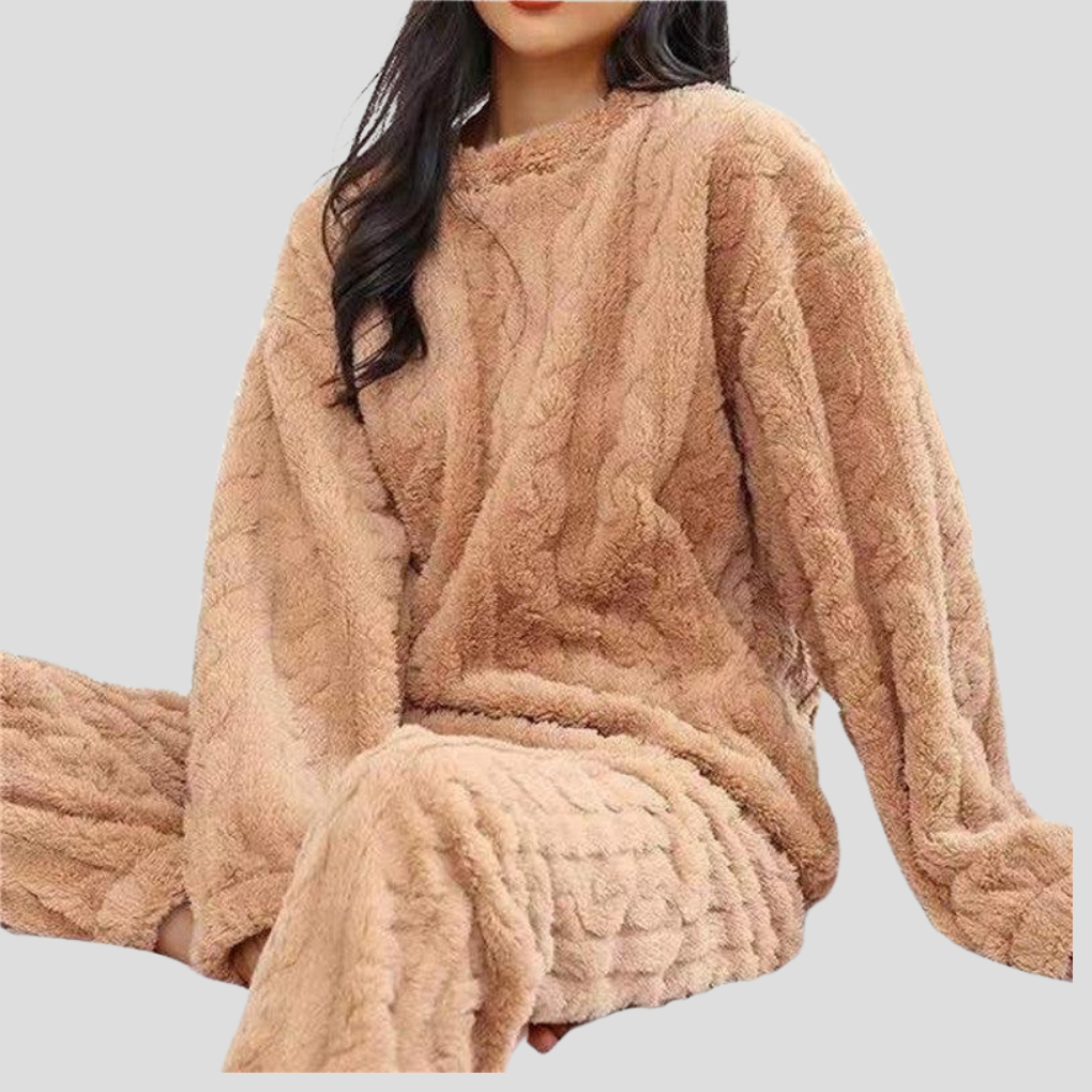 Nokmo | Women's Textured Fleece Pajama Set