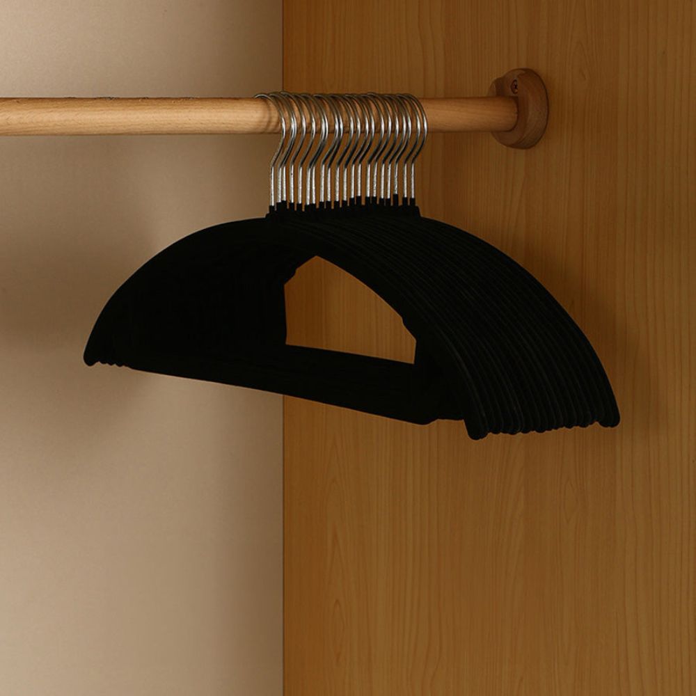 Non-Slip Curve Hangers | Set of 10