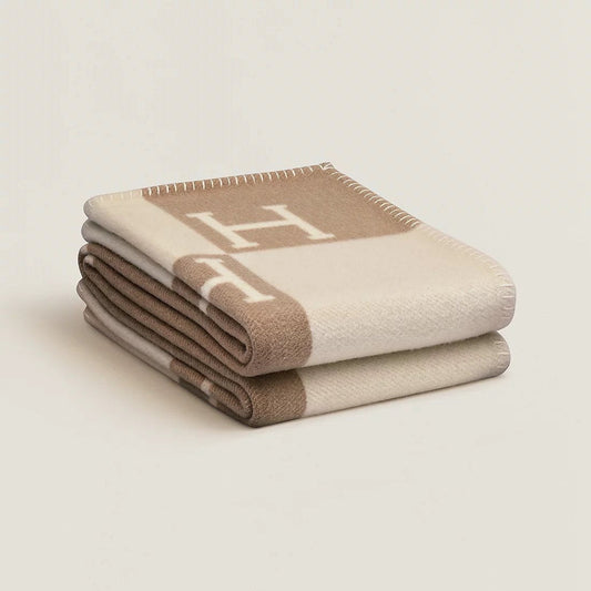 Norvo | Exclusive Cashmere and Golden Wool Blanket