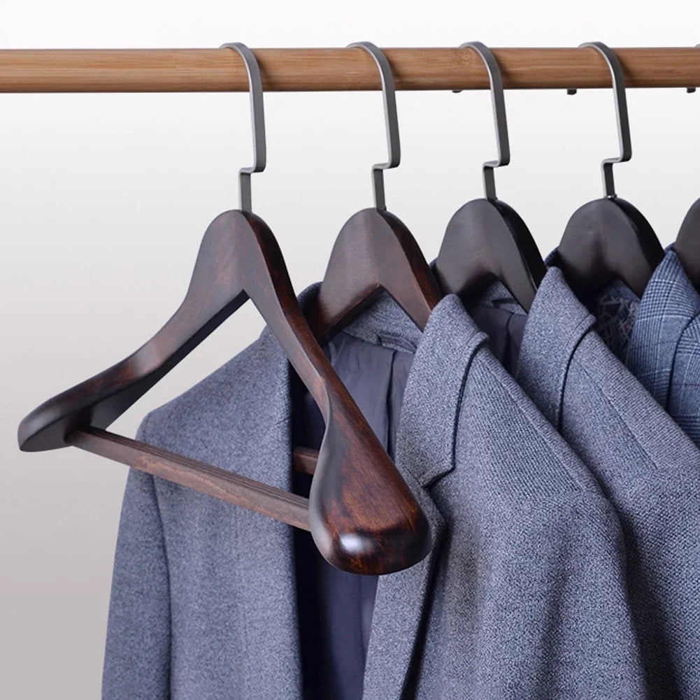 Oaklee Elite – Luxury Wooden Hangers with Refined Design