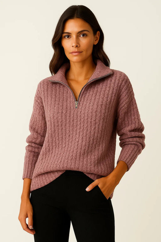 Ribstrikket sweater med halvt lynlåsluk og høj krave