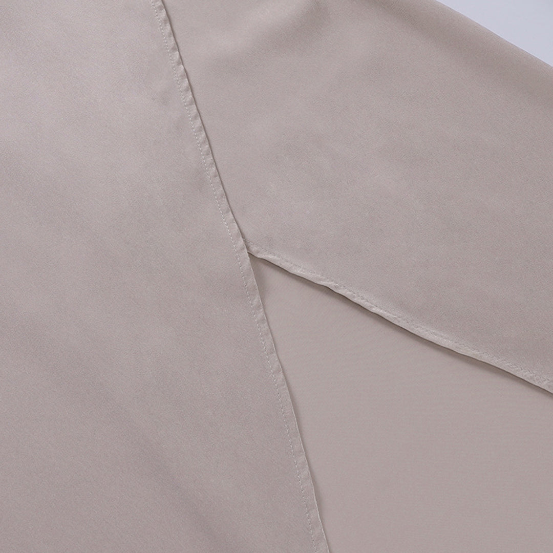 Satin maxi dress with spaghetti straps | Sensual and elegant | Feminine style