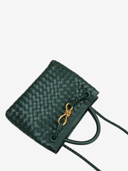 Small Woven Handbag – Compact and Elegant Braided Bag