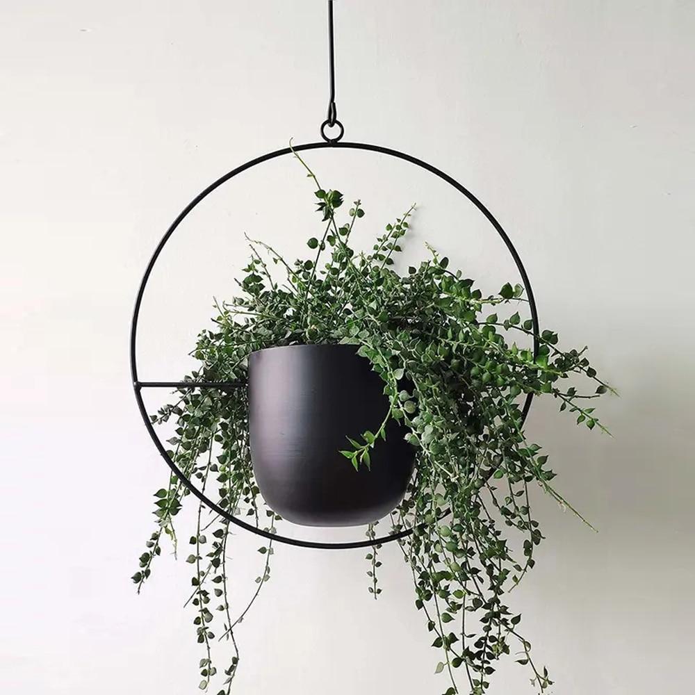 Stylish Plant Hanger in Minimalist Design!