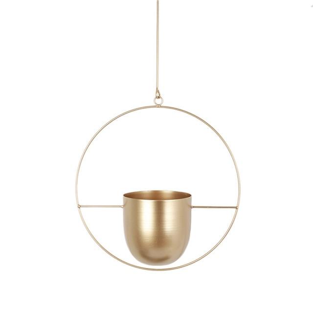 Stylish Plant Hanger in Minimalist Design!