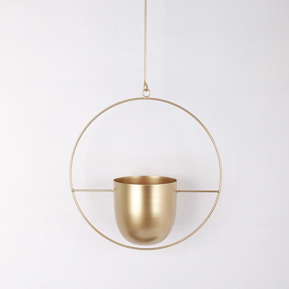 Stylish Plant Hanger in Minimalist Design!